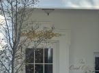 Trump adds "Oval Office" sign outside Oval Office